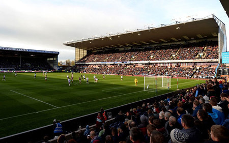 并愿意承担 并愿意承担